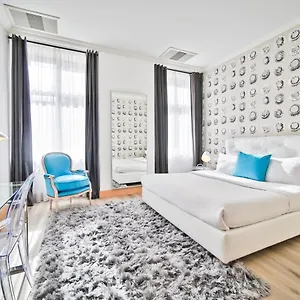 Hotel Friday, Prague