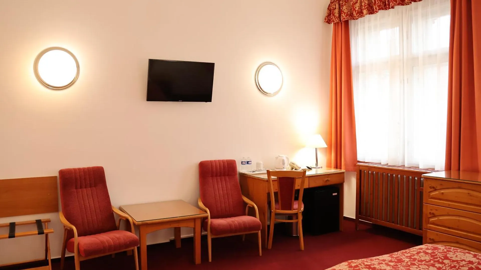 Unitas Residence Prague 3*,